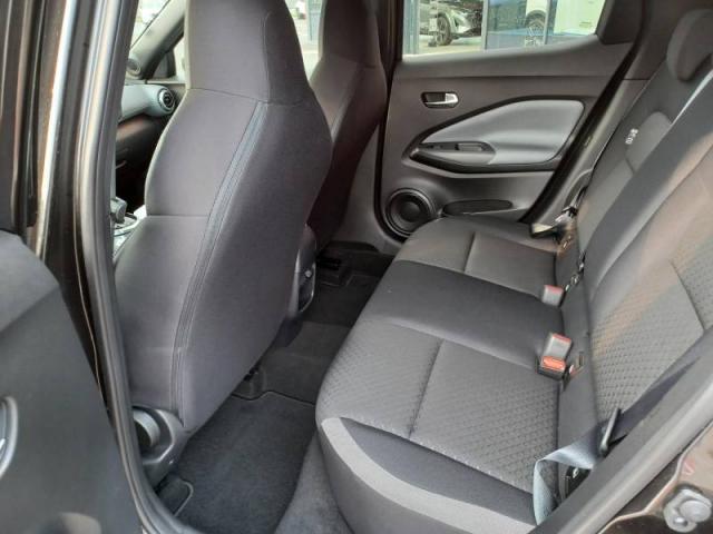 Nissan Juke image 4