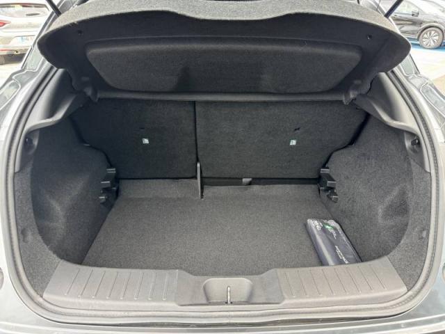 Nissan Juke image 8