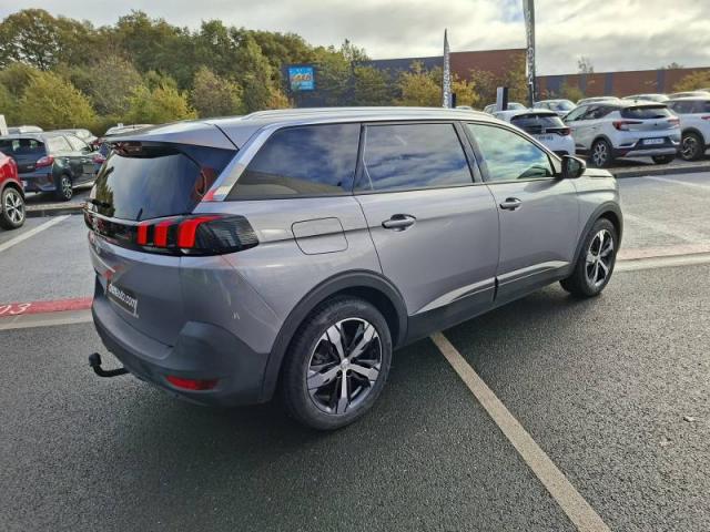 Peugeot 5008 image 8