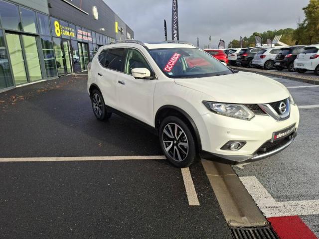 Nissan X-Trail image 1