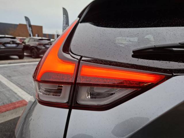 Mitsubishi Eclipse Cross image 4