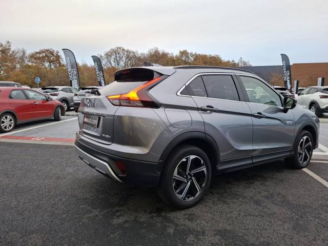 Mitsubishi Eclipse Cross image 1