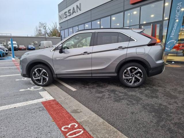 Mitsubishi Eclipse Cross image 6