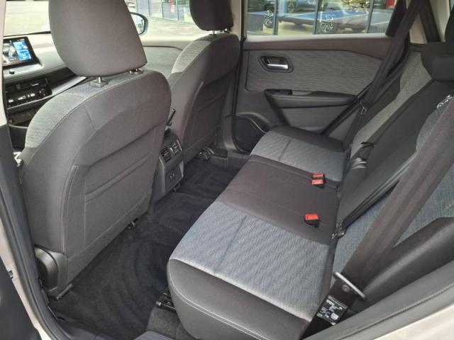 Nissan X-Trail image 7