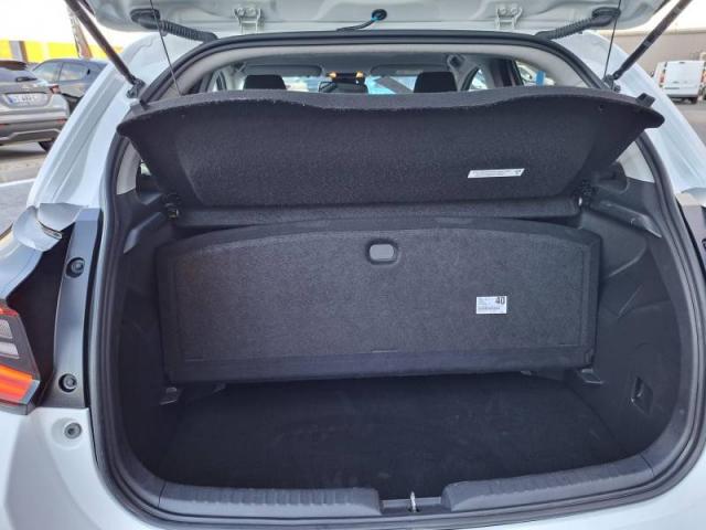 Toyota Yaris image 8