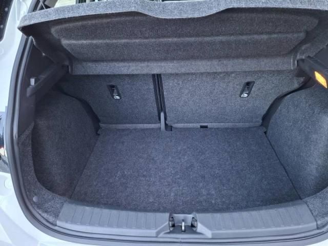 Nissan Micra image 6