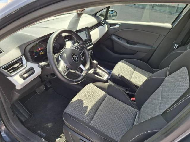 Renault Clio image 2