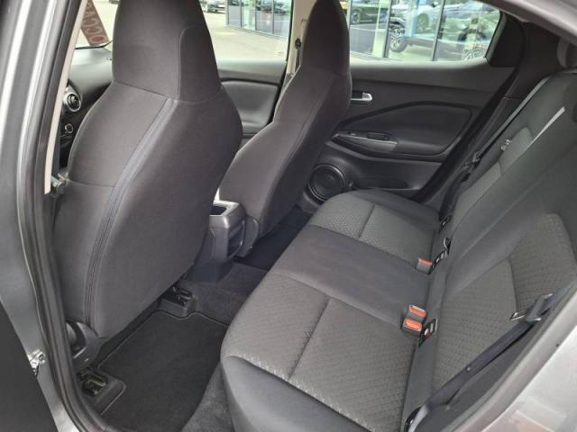 Nissan Juke image 9