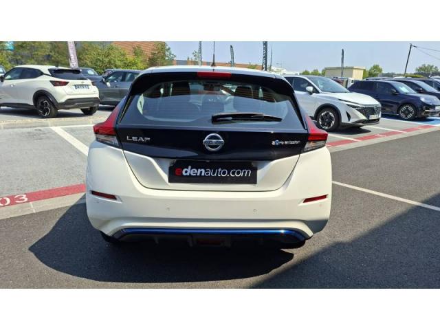 Nissan Leaf image 7