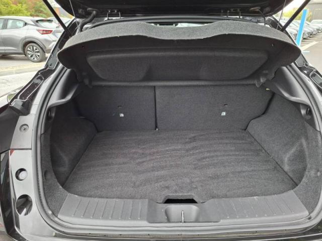 Nissan Juke image 9