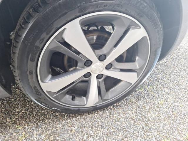 Peugeot 308 image 7