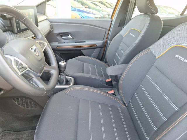 Dacia Sandero image 6