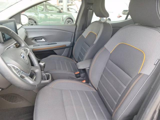 Dacia Sandero image 6