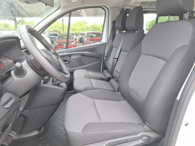 Renault Trafic image 7