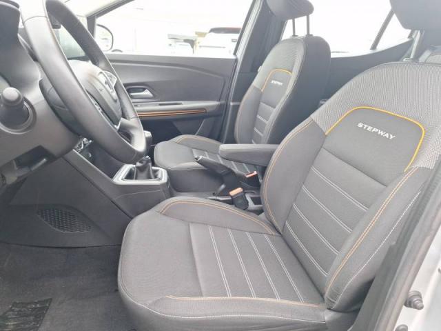 Dacia Sandero image 9