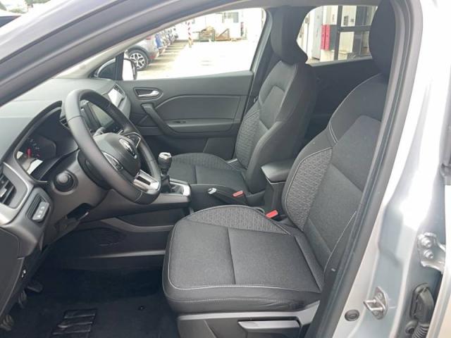 Renault Captur image 2
