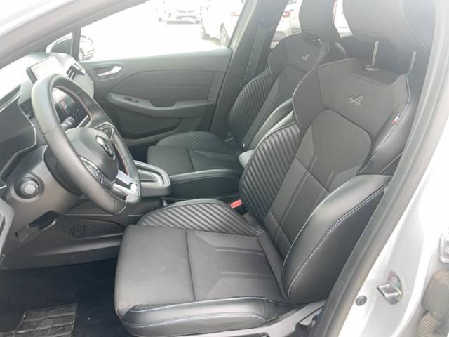 Renault Clio image 2