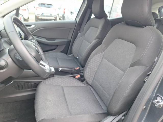 Renault Clio image 9