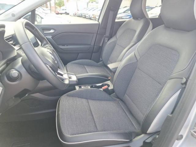 Renault Captur image 2