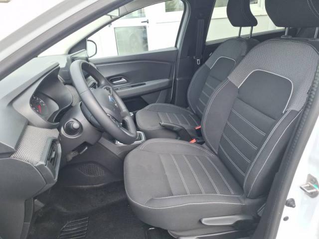 Dacia Jogger image 1