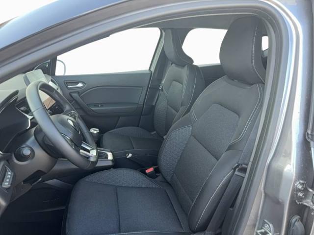 Renault Captur image 1