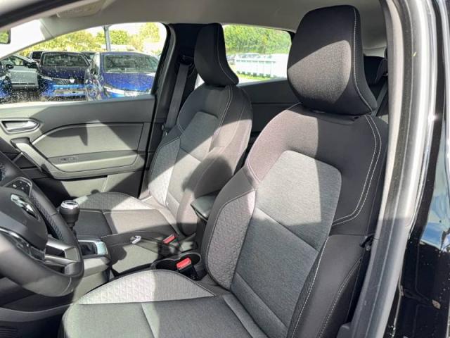 Renault Captur image 9