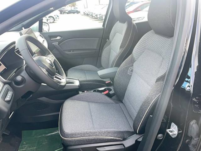 Renault Captur image 1