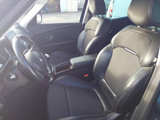 Renault Grand Scénic image 1