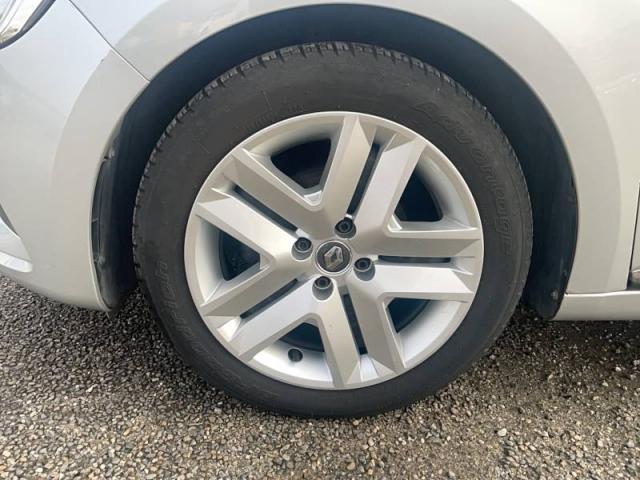 Renault Clio image 2