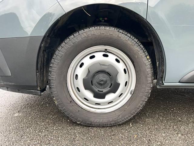 Renault Trafic image 9