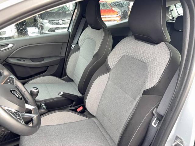 Renault Clio image 8