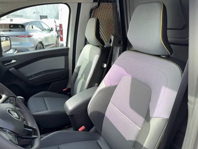 Renault Kangoo Van image 4