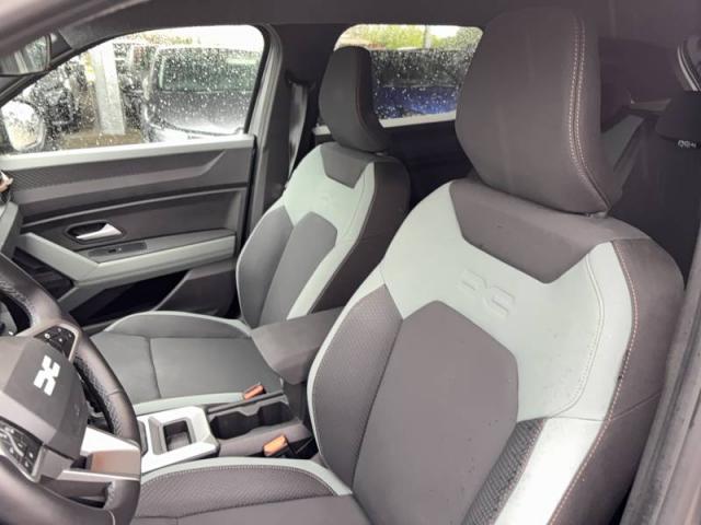 Dacia Duster image 6