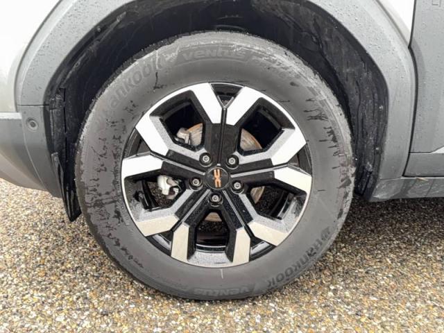 Dacia Duster image 1