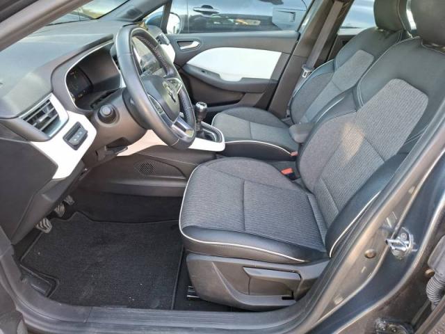 Renault Clio image 9