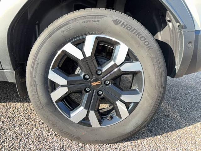 Dacia Duster image 1