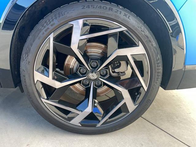 Renault Rafale image 9