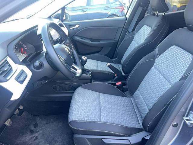Renault Clio image 1