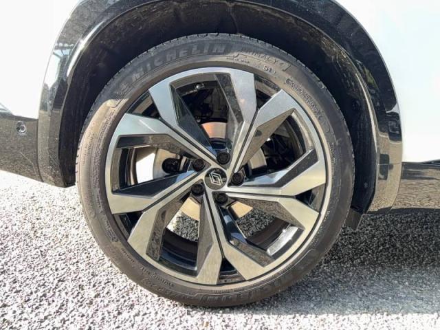 Renault Austral image 9