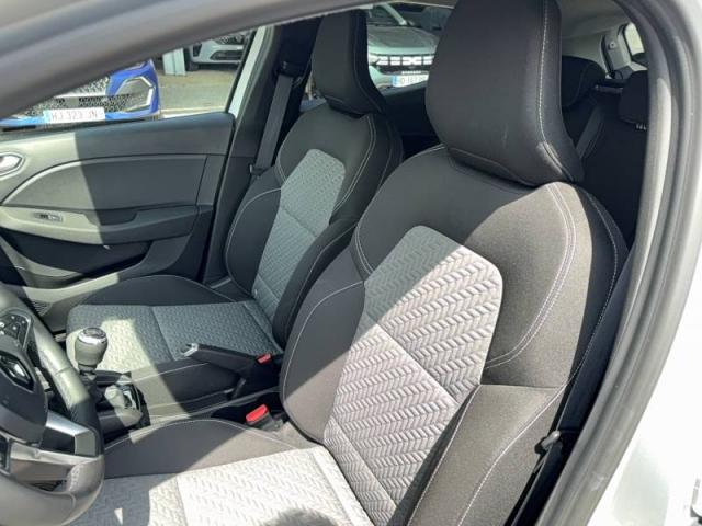 Renault Clio image 6