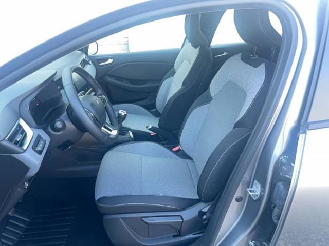 Renault Clio image 7