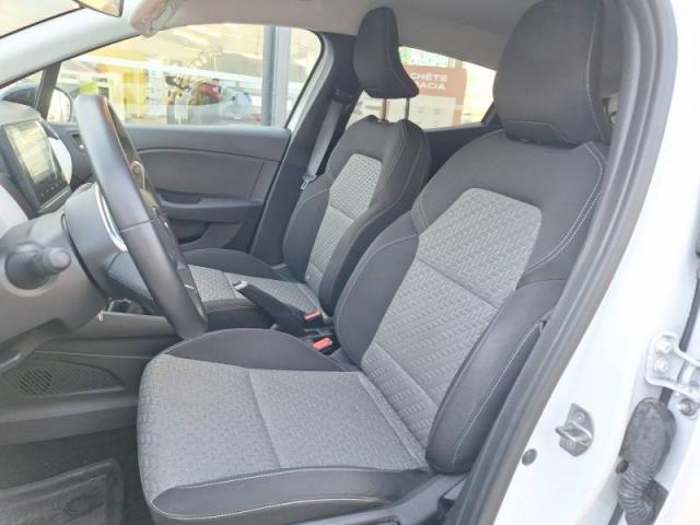 Renault Clio image 6