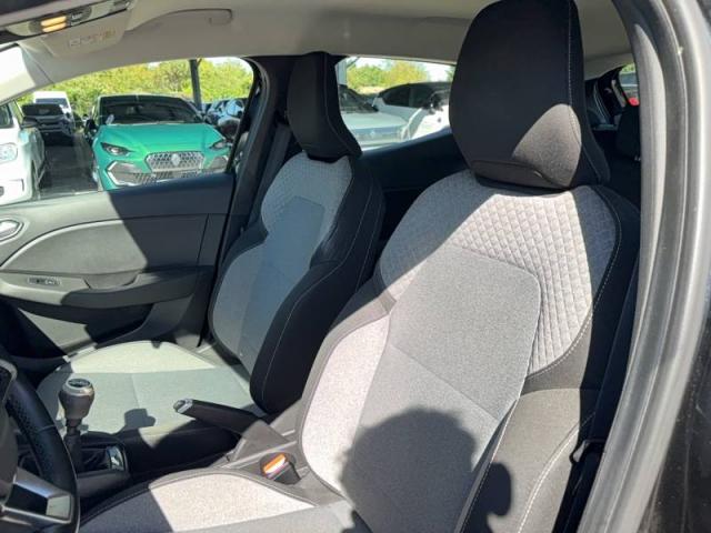 Renault Clio image 8