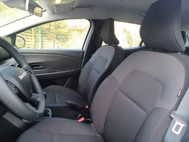 Dacia Sandero image 8