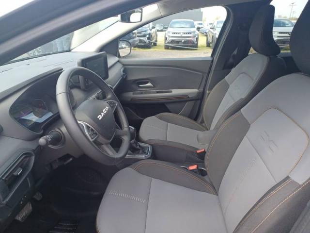 Dacia Jogger image 1
