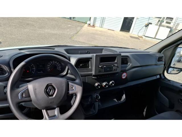 Renault Master image 6