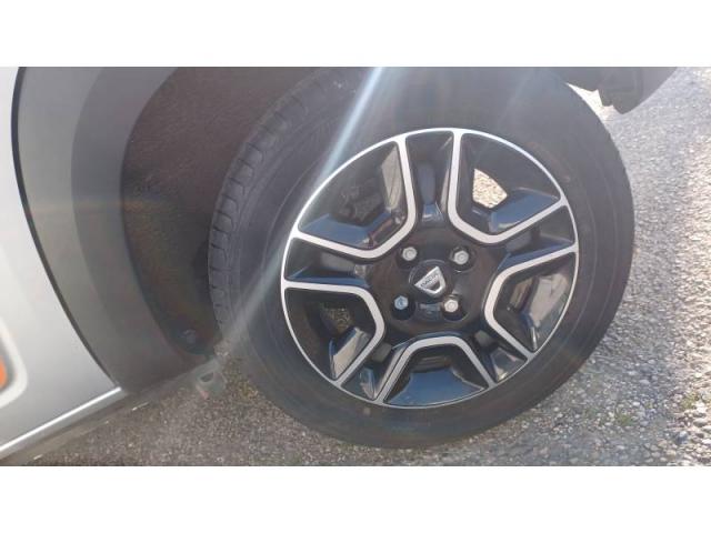 Dacia Spring image 8