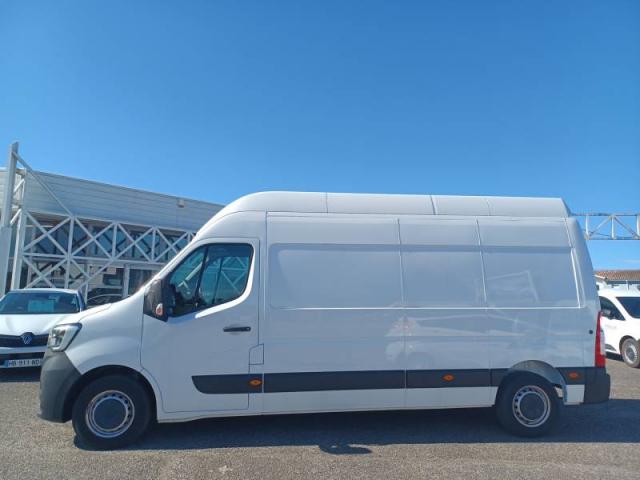 Renault Master image 2