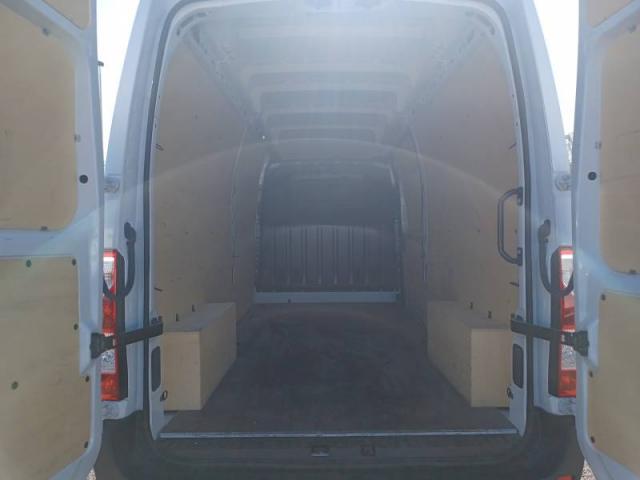 Renault Master image 6