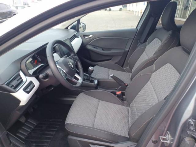 Renault Clio image 2